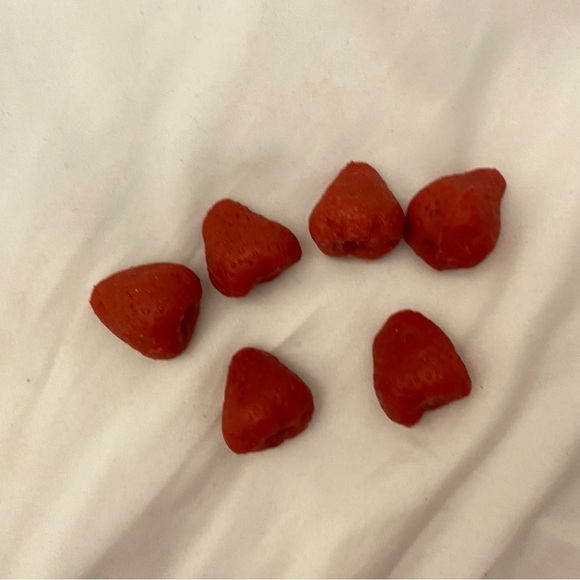 Nasco Replica Fake Faux Food 6 Loose Strawberries Strawberry Realistic Fresh Lot - Picture 2 of 7